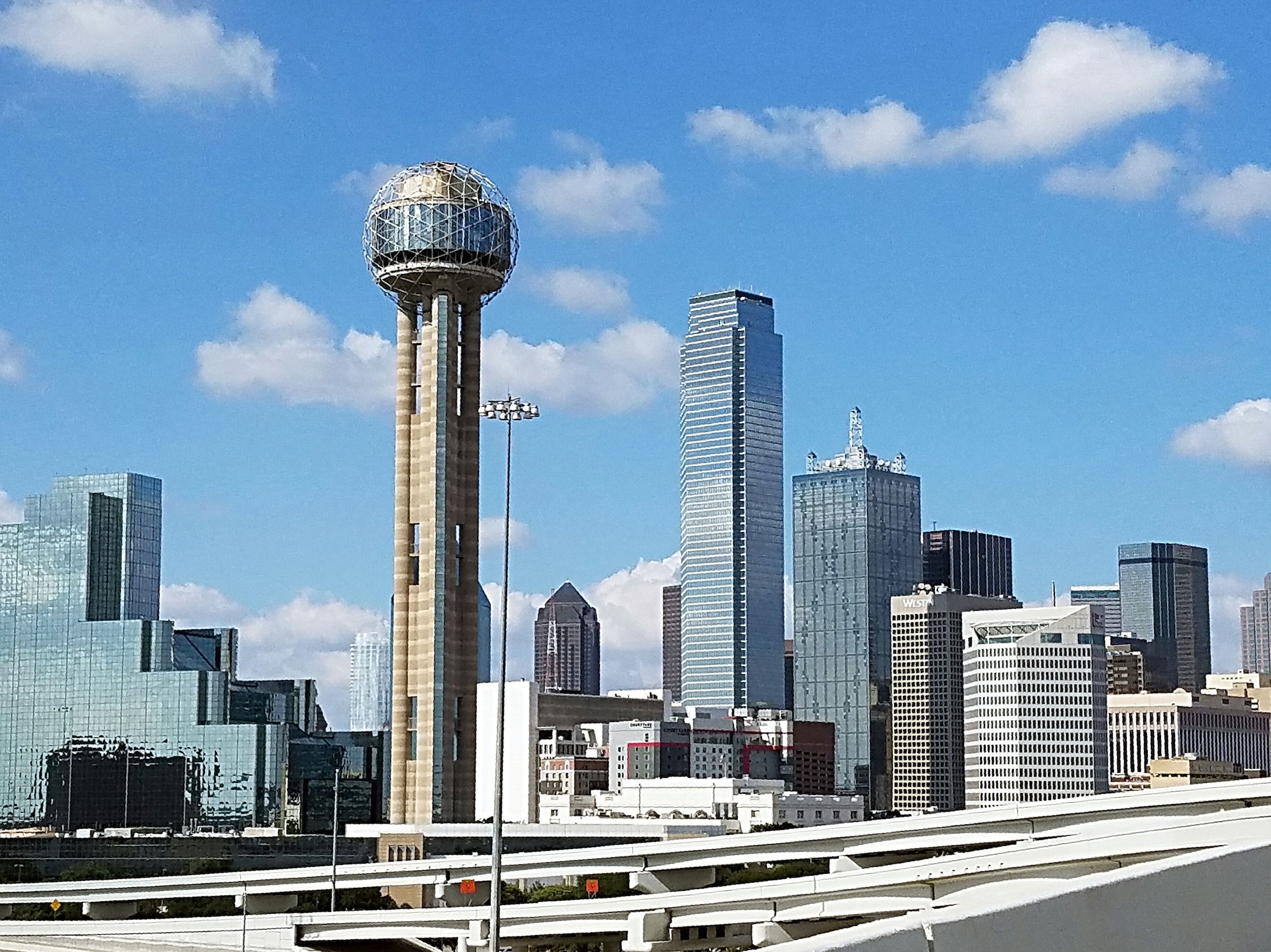 How to Choose the Right Dallas Apartment Locator for Your Needs