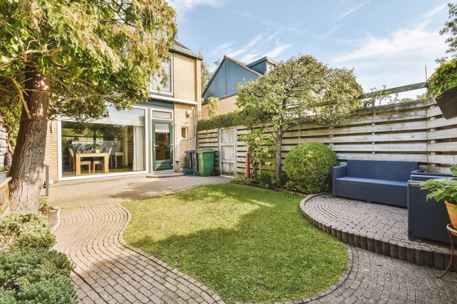 Neat patio with sitting area
