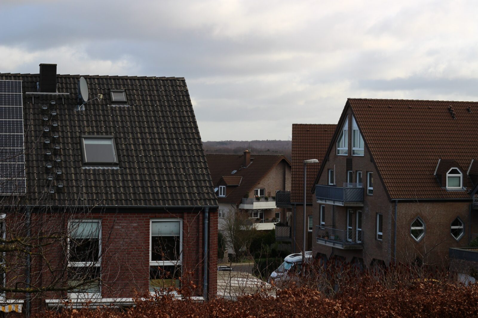 Why Considering Home Architecture is Vital in Roofing Selection