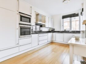 White kitchen cabinets with