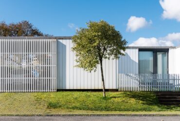 External View Of Modern Family House 2022 12 16 11 12 43 Utc