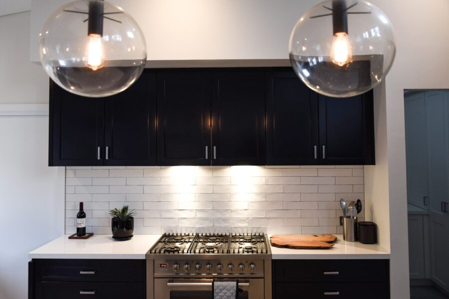 Kitchen Decor Contemporary Lighting Subway Tiles 2022 11 17 14 34 04 Utc