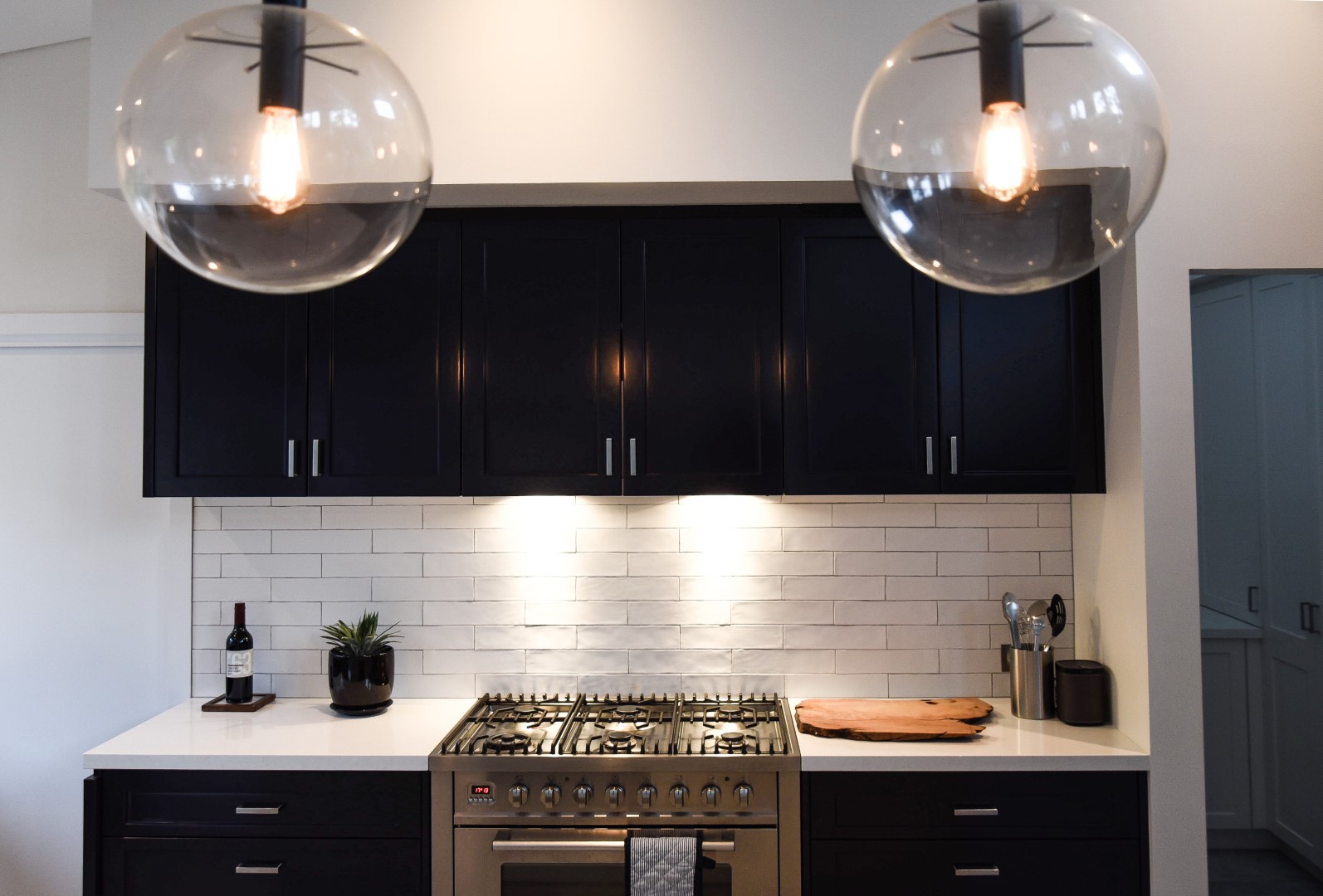 Kitchen Decor Contemporary Lighting Subway Tiles 2022 11 17 14 34 04 Utc