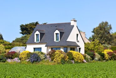 Suburban House In Western France 2022 03 03 11 16 52 Utc