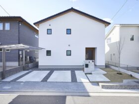 A Simple House With White Interior And Exterior 5