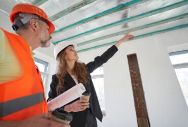 Female Designer Showing Builder Problem With Ceili 2022 01 04 22 08 05 Utc
