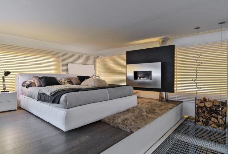 Interiors Of The Modern Bedroom 2021 09 01 23 16 34 Utc
