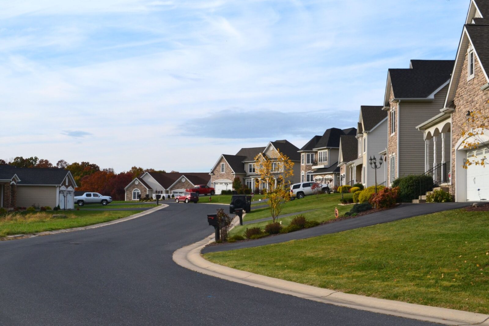 New Homes Houses On A Quiet Street In A Neighborho 2022 11 14 03 28 45 Utc