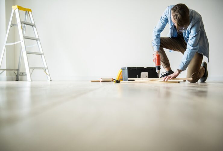 People Renovating The House Concept 2022 12 16 00 14 42 Utc