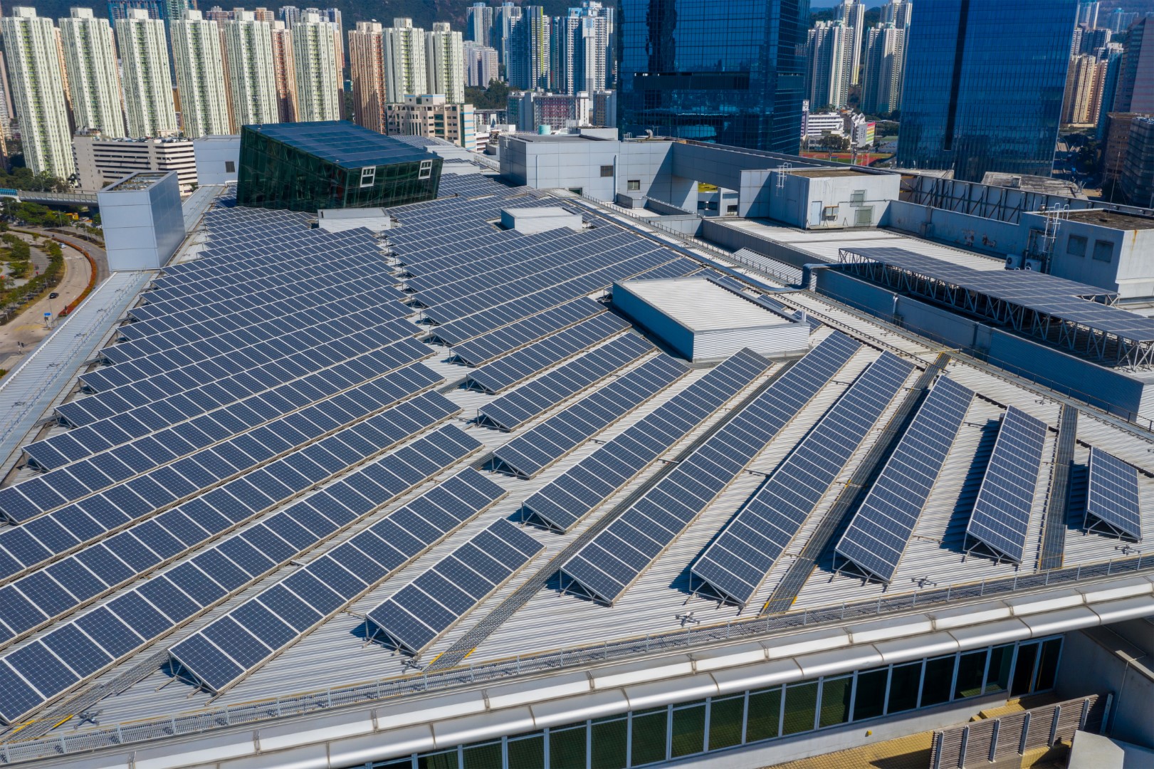 Solar Panel On Roof Top Building 2022 10 18 00 32 18 Utc