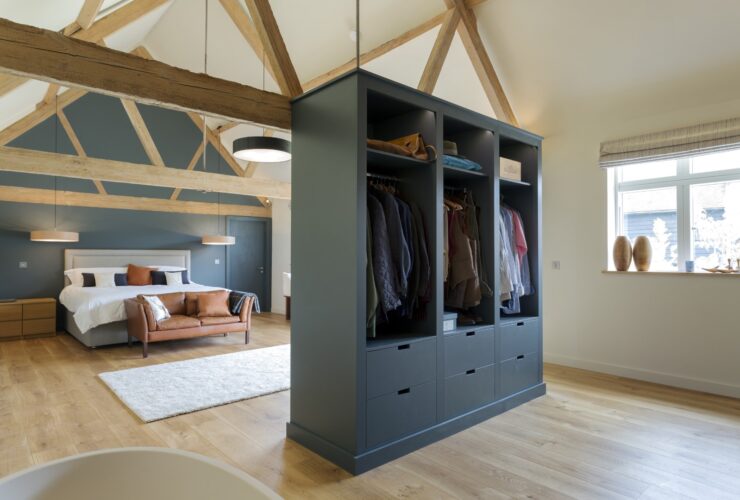 Wardrobe And Bed In Modern Bedroom 2022 03 04 02 32 30 Utc