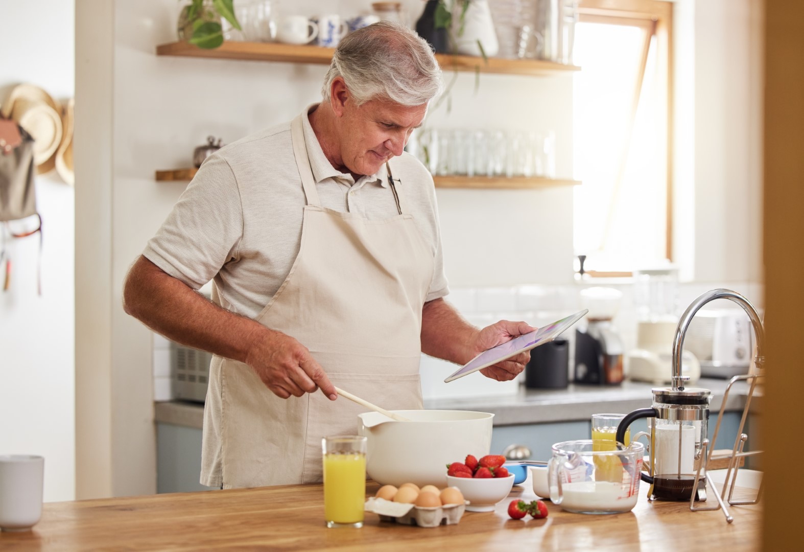 Cooking Recipe And Senior Man With A Video Online 2022 12 12 18 09 23 Utc