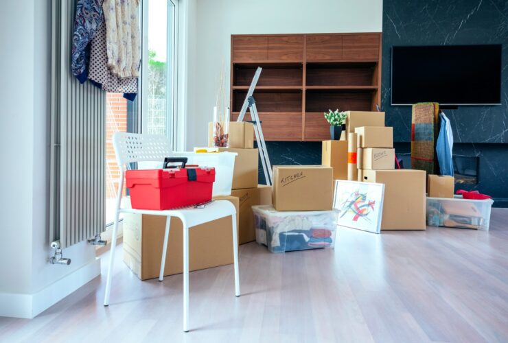 Living Room With Moving Boxes 2021 08 30 06 51 03 Utc