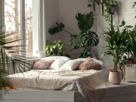 The Interior Of A Bright Bedroom With Indoor Plant 2022 11 14 02 14 48 Utc