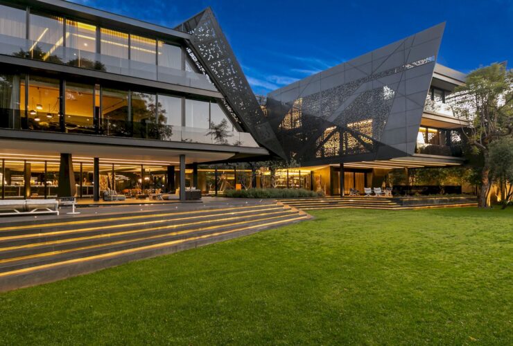 S Residence Sandhurst 4