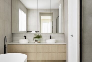 Modern Bathroom 2023 11 27 05 13 10 Utc