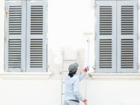 A House Painter At Work In Paris 2023 11 27 05 35 08 Utc