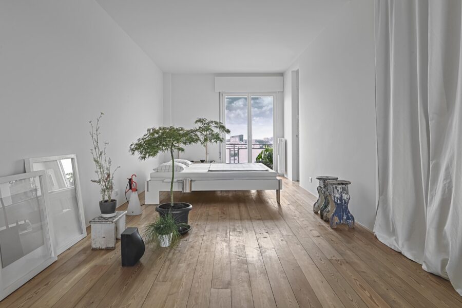 Interiors Of The Modern Bedroom With Wood Floor 2023 11 27 05 20 32 Utc