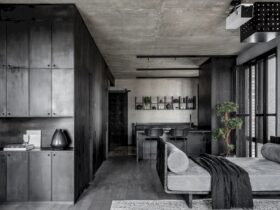 A 90 M2 Moscow Apartment In Black Tones 29