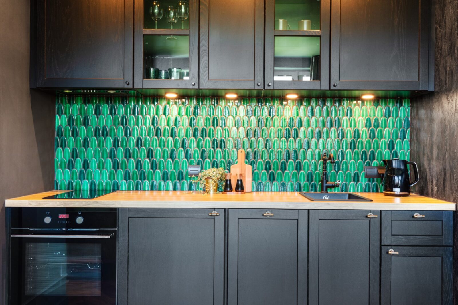 Fitted Kitchen In Small Elegant Apartment 2023 11 27 05 13 37 Utc