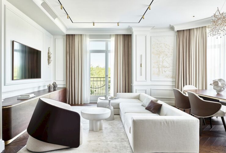 A Bright Apartment With A Classic Base And Modern Furniture And Art 30