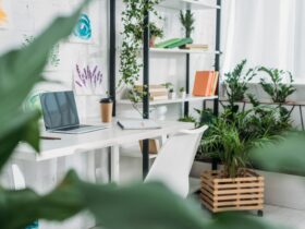 Selective Focus Of Spacious Room With Laptop On Ta 2023 11 27 05 01 52 Utc
