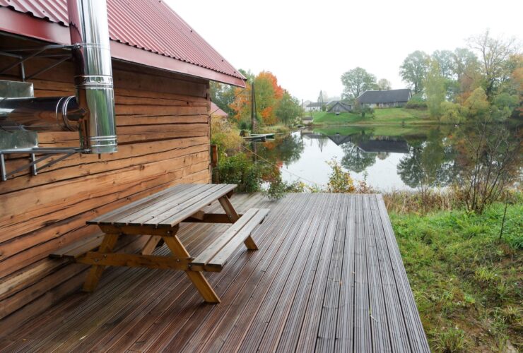 Wooden Cottage Near The Lake In The Woods 2023 11 27 05 07 28 Utc