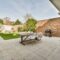 Neat Patio With Sitting Area 2023 11 27 04 50 56 Utc