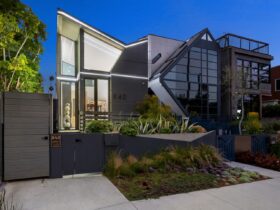 Spacious House With Numerous Windows And Lush Gree 2024 03 26 22 28 26 Utc