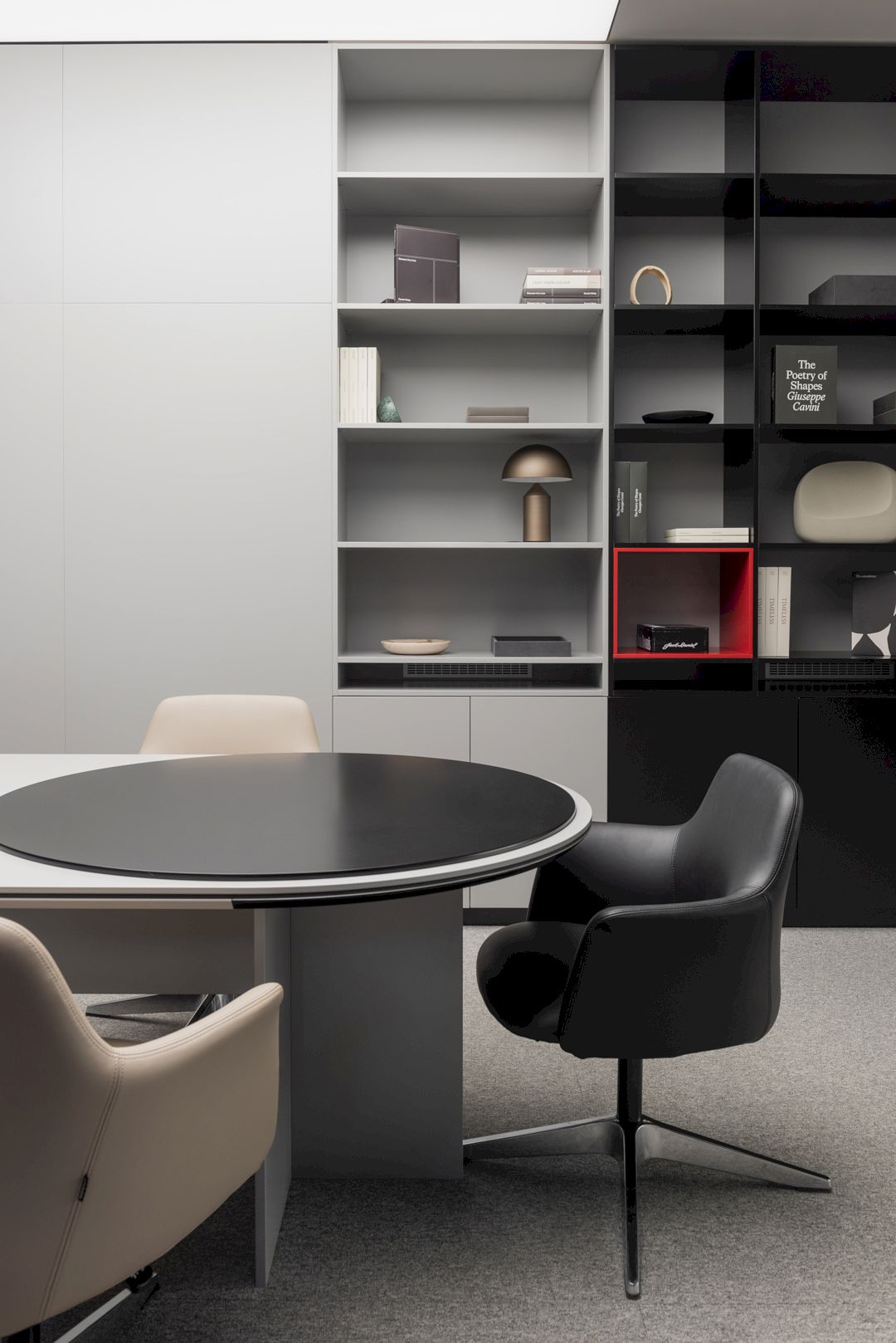 Kvadrat Architects: The Magic of Artificial Lighting in Colorful Office ...