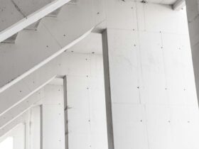Abstract view of modern concrete pillars showcasing minimalist architectural design.