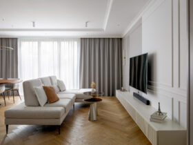 Spokój W Odcieniach Beżu – Modern Classic W Krakowskim Apartamencie 01