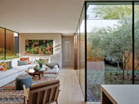 07 Stealth House Living Room