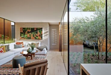07 Stealth House Living Room