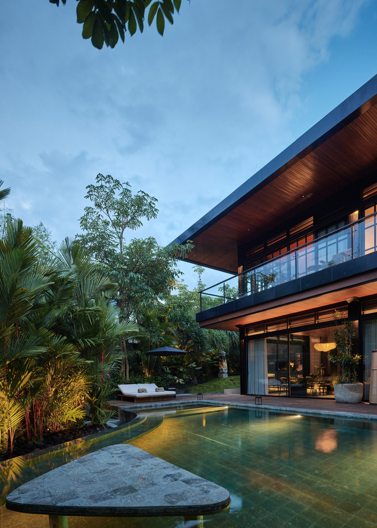 KIE Alexis Dornier Suki Villa 48