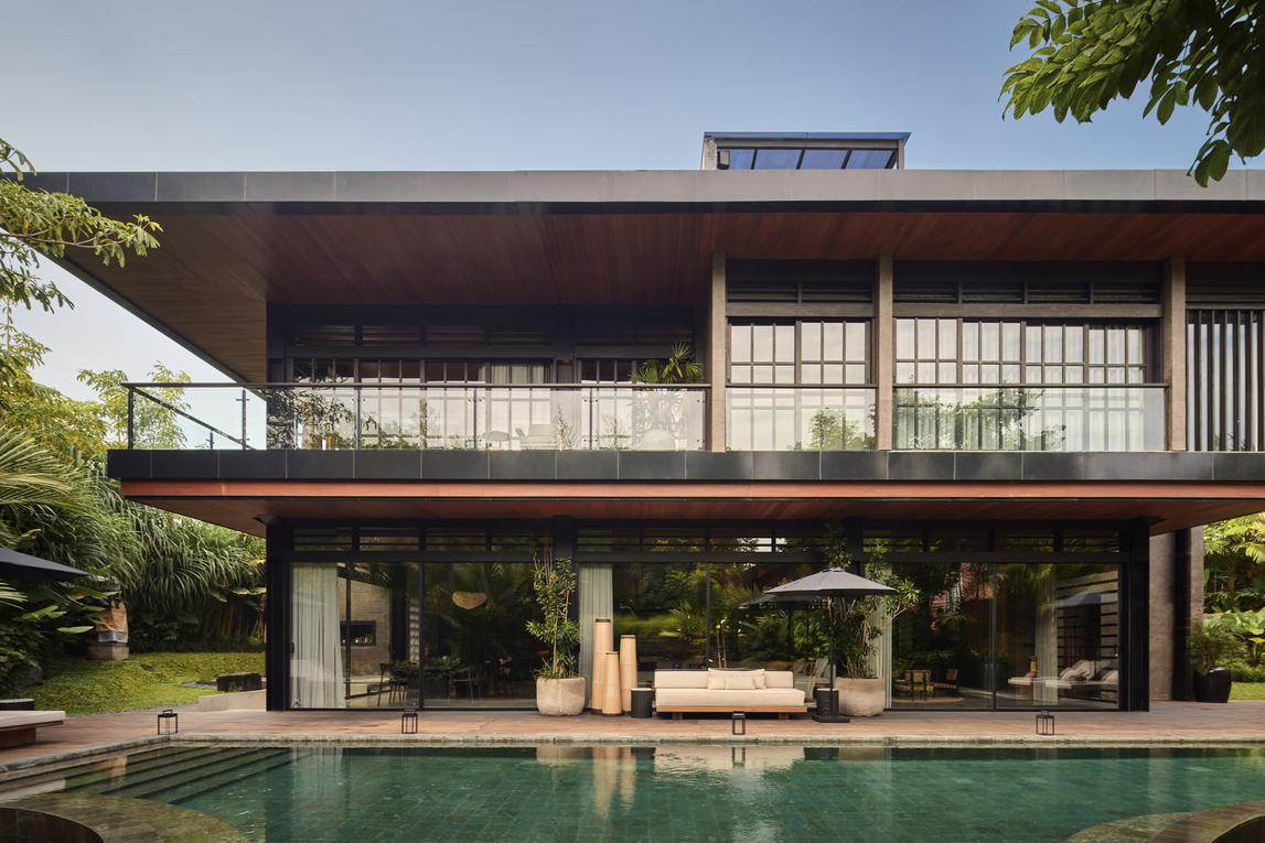 KIE Alexis Dornier Suki Villa 59