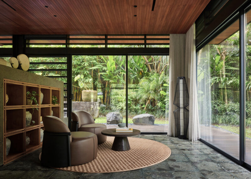 KIE Alexis Dornier Suki Villa 69
