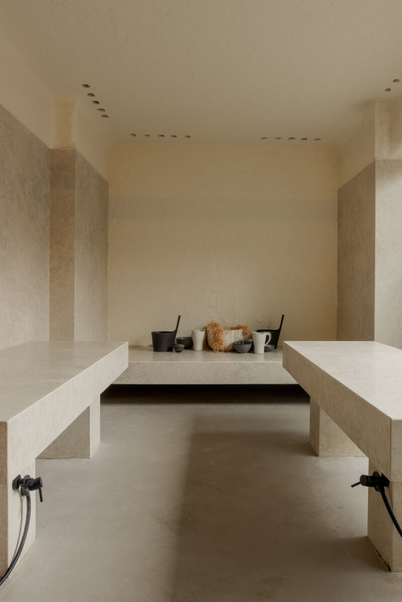 Woloshyn Bathhouse 10