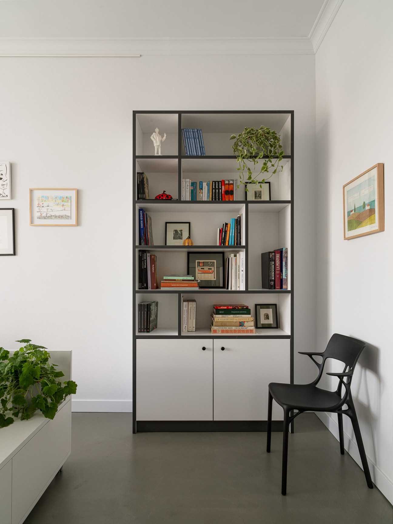 Art Filled 270 Msq Office In Moscowby Elena Drobotova18