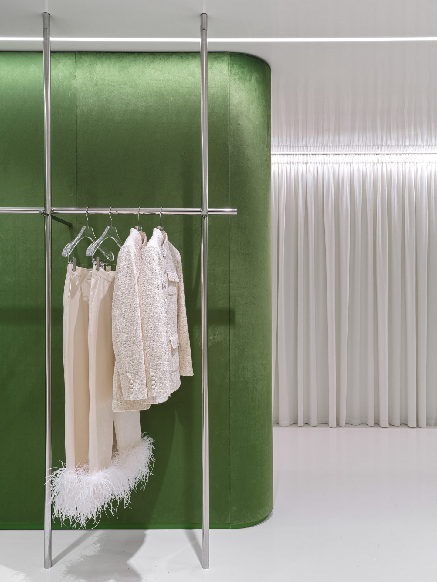 New Choux Fashion Store In Moscow 4