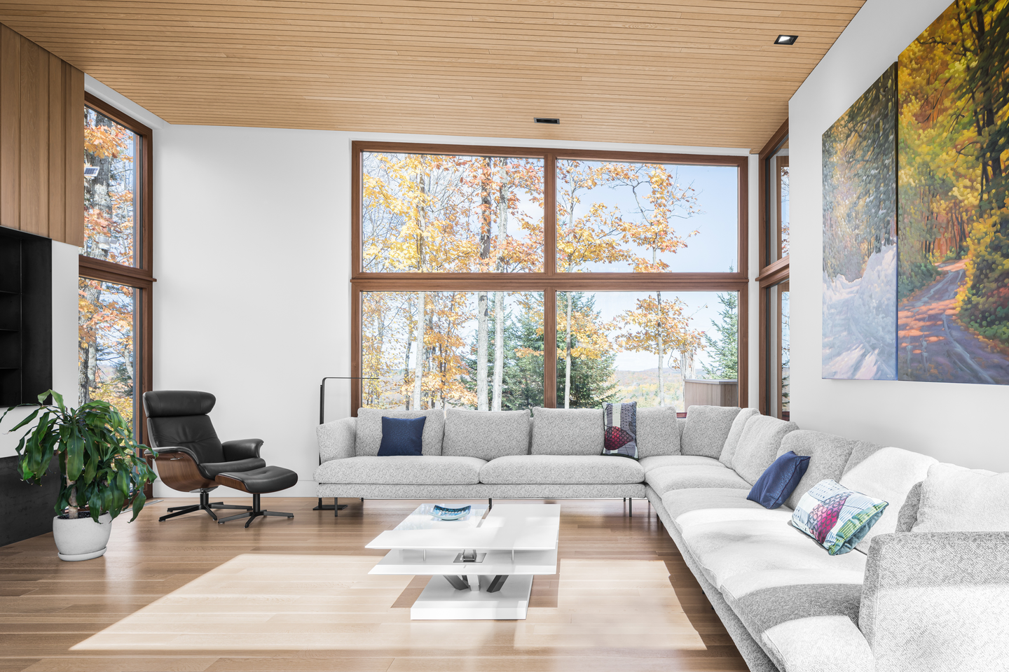 The Hauts Bois House By Thellend Fortin Architectes 18