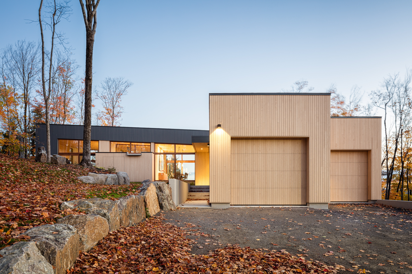 The Hauts Bois House By Thellend Fortin Architectes 7