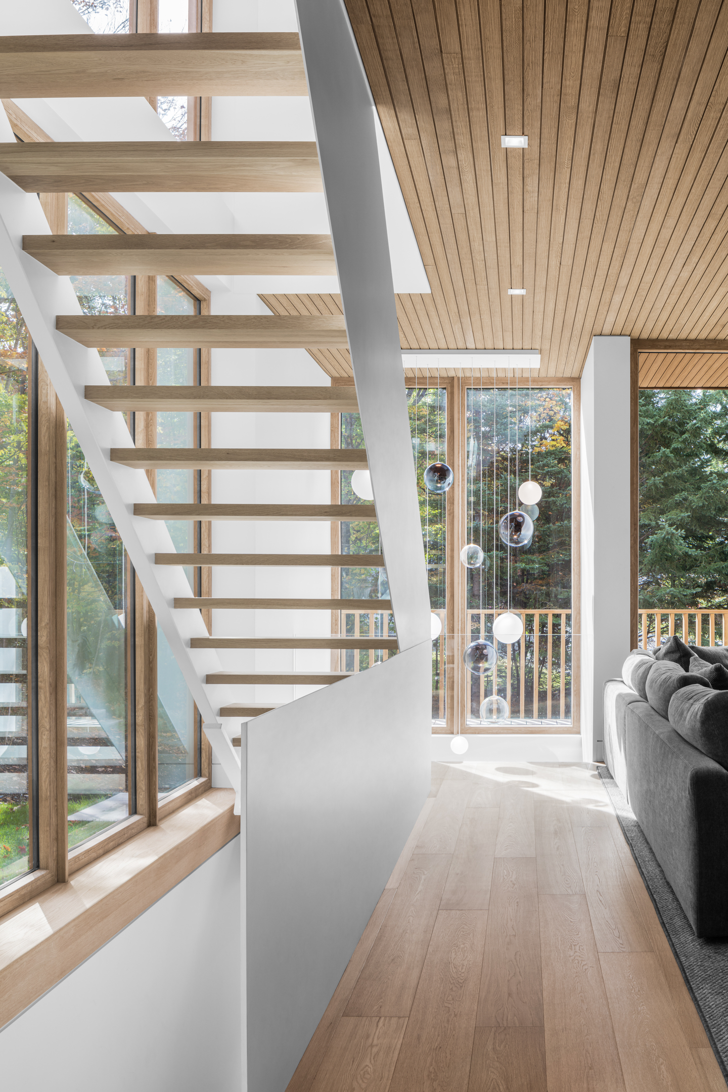 The Orford House By Thellend Fortin Architectes18